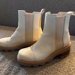 Women's Sorel Chelsea Boot